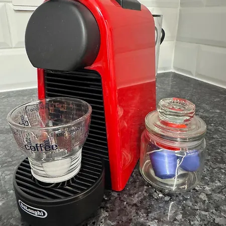 Amazing 2 Bedroom 2 Bathroom 파포스