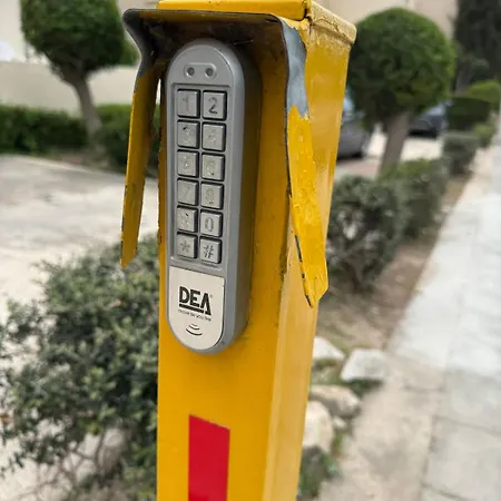 Amazing 2 Bedroom 2 Bathroom 파포스