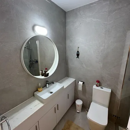 דירה Amazing 2 Bedroom 2 Bathroom