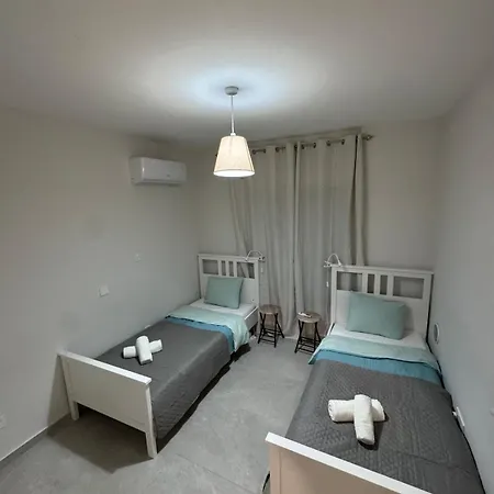 דירה Amazing 2 Bedroom 2 Bathroom פאפוס