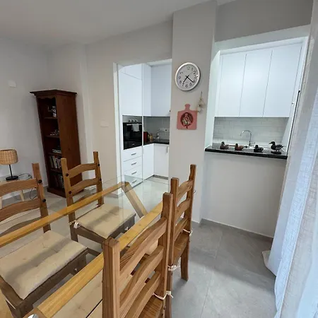 Amazing 2 Bedroom 2 Bathroom דירה *