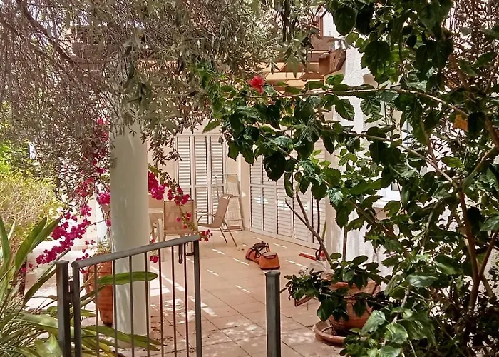 Amazing 2 Bedroom 2 Bathroom *