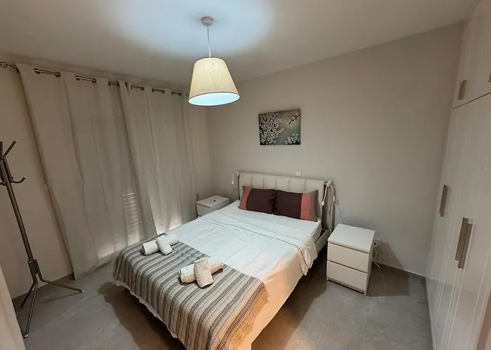 Amazing 2 Bedroom 2 Bathroom *