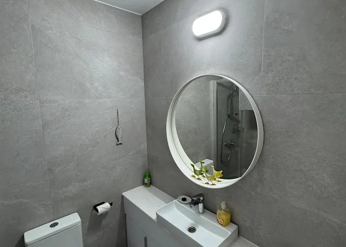 Amazing 2 Bedroom 2 Bathroom *