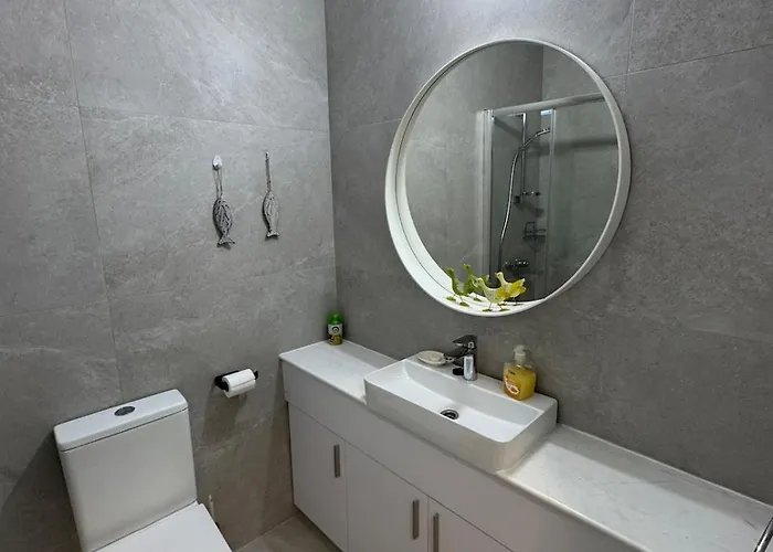 Amazing 2 Bedroom 2 Bathroom *