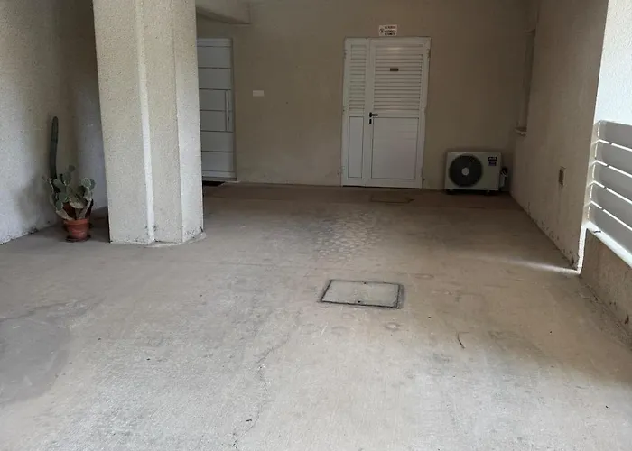 Amazing 2 Bedroom 2 Bathroom *