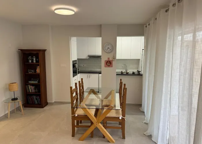 Apartamento Amazing 2 Bedroom 2 Bathroom Pafos
