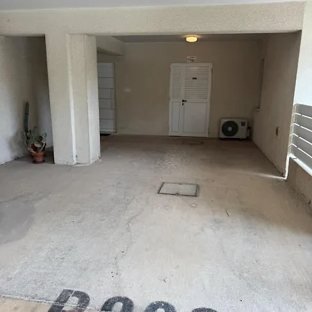 Amazing 2 Bedroom 2 Bathroom *